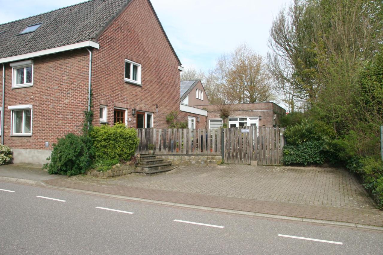 Gulpdal Vakantiewoningen. Gulpen Exteriör bild